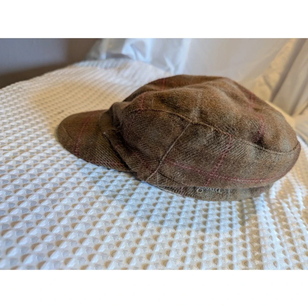 Life Is Good brown Plaid tweed Winter Flat Cap Sherpa Wool Lined News Boy Hat